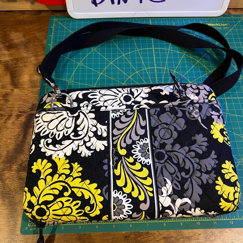 Vera Bradley Baroque Patterned Hard Shell Technol… - image 3